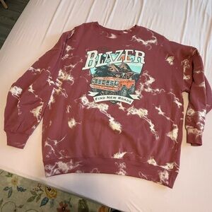 GM Chevy Blazer Marble Graphic Sweatshirt Size L